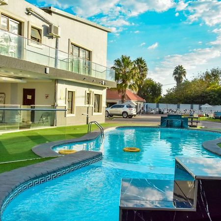 Lifestyle Lodge Hotel Vereeniging Ngoại thất bức ảnh